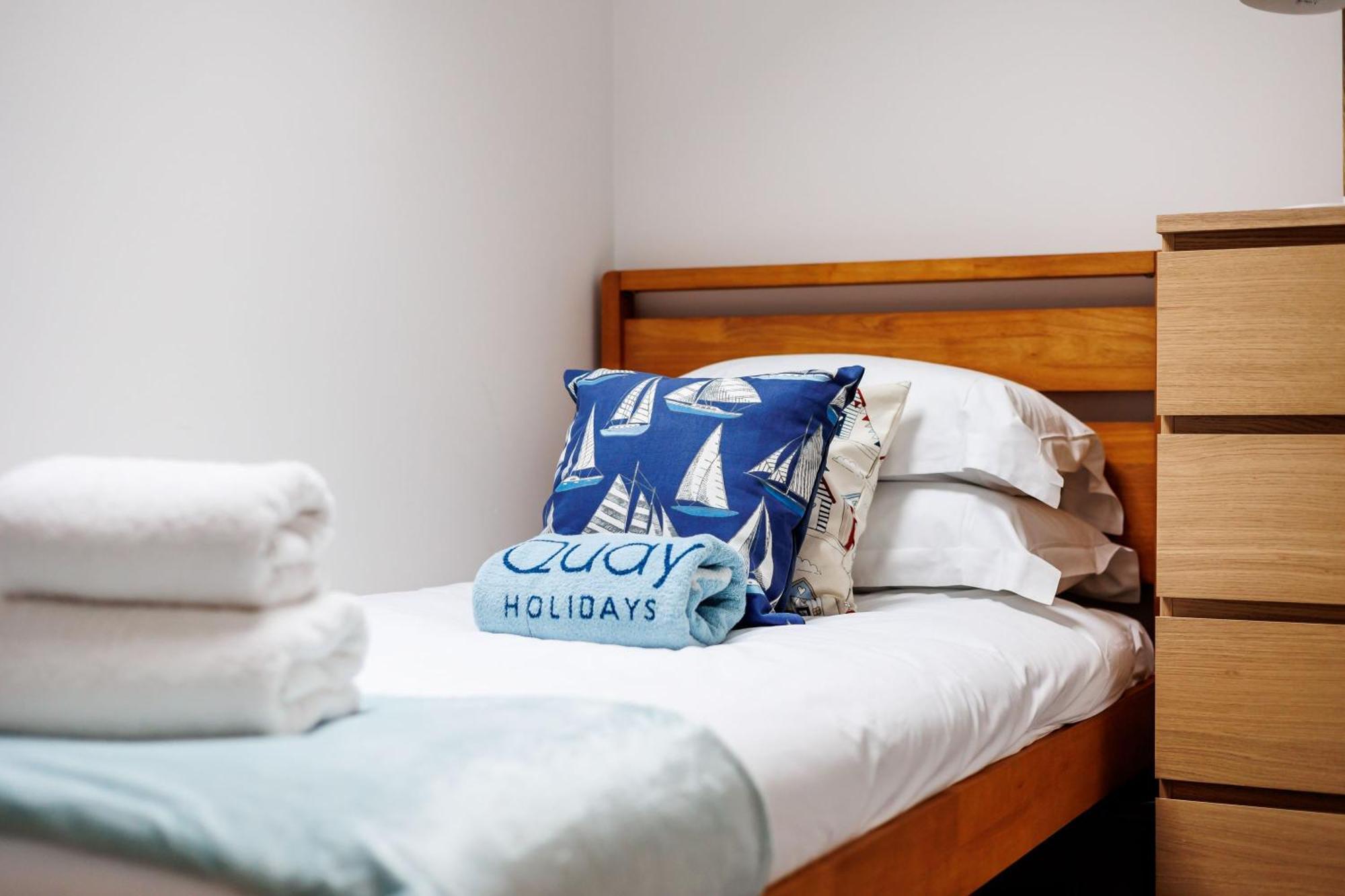 Charlotte Cottage Пул Екстер'єр фото